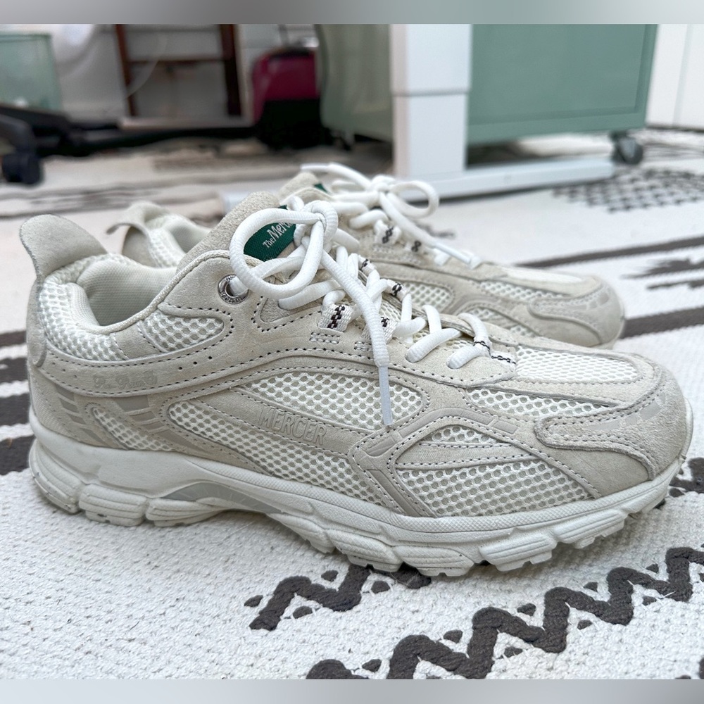 The Mercer Sneakers Re-Run Monochrome Offwhite Size 39